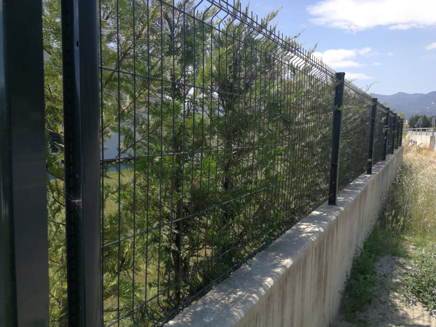 Panelna ograda